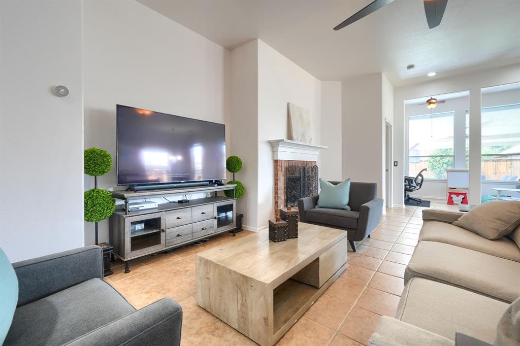 Mira Lagos B - Residential