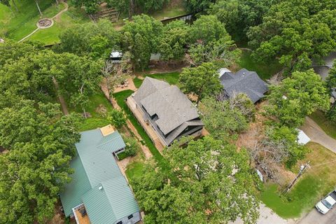 A home in Malakoff