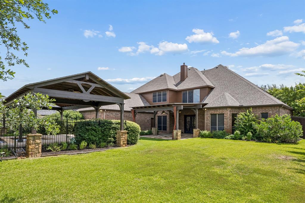 2012 Woodbine Circle