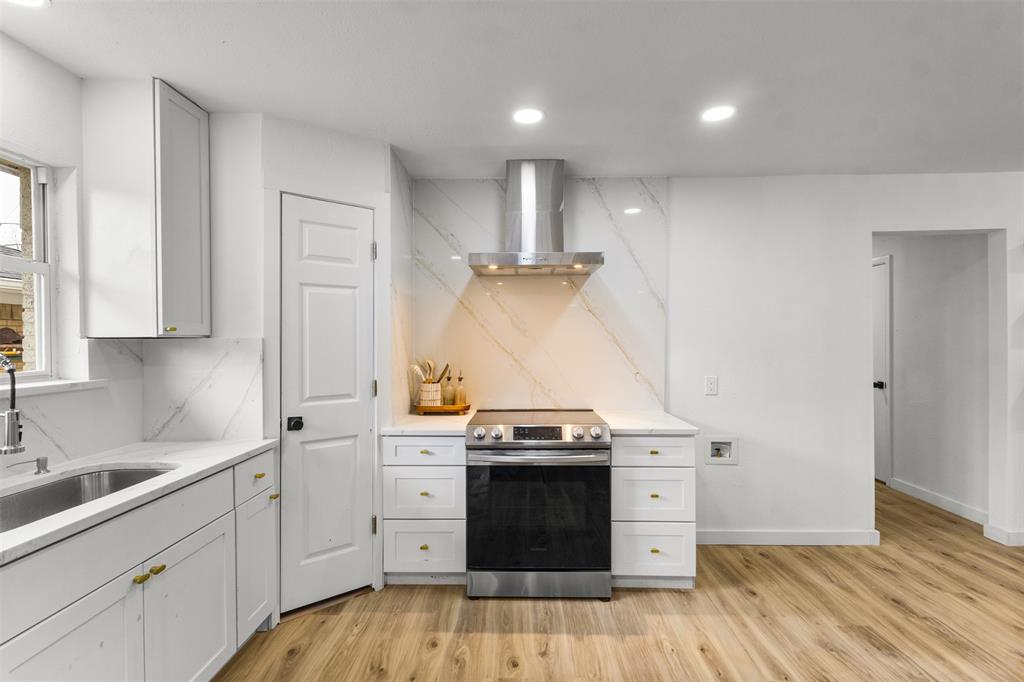 Cedar Heights Acreage - Residential