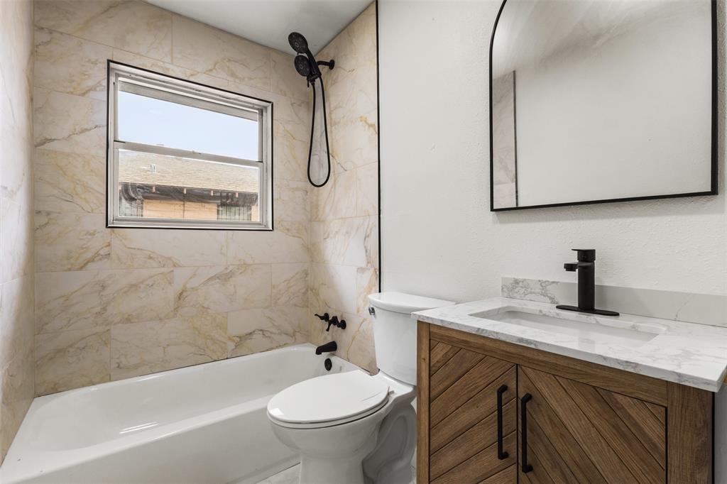 Cedar Heights Acreage - Residential