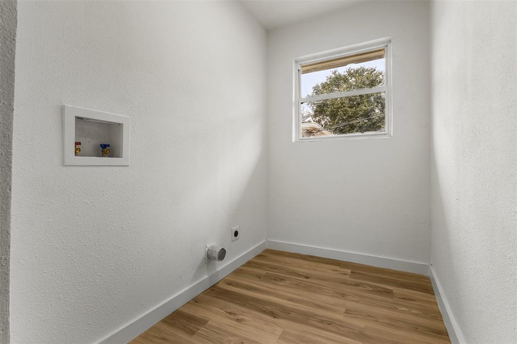 Cedar Heights Acreage - Residential