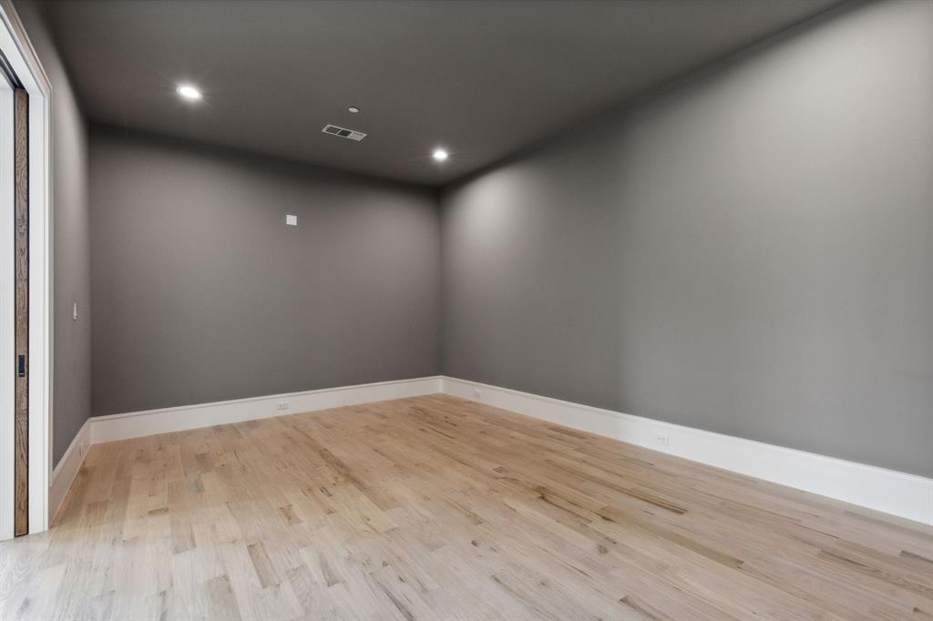 Barratt Lake Estates - Residential