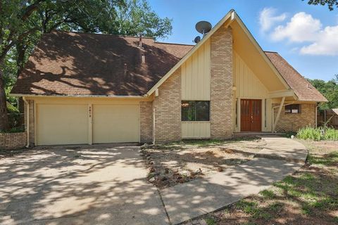 2812 Oak Cliff Lane Arlington TX 76012