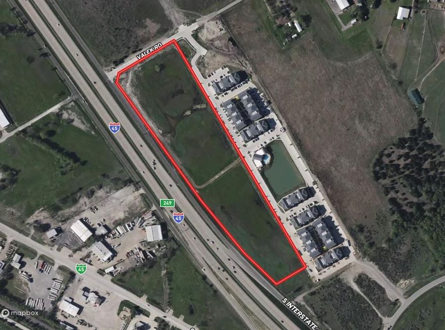 Over 14 acres of prime commercial land located at the corner of I-45 and Valek Road in Ennis, TX.  The property is less than a half mile from the new Bucee's and has approximately 1,700 feet of road frontage on I-45.  The current zoning is Light Industrial & Manufacturing.  This is an amazing location on I-45 in a developing area with tons of development potential.
Seller will entertain all offers