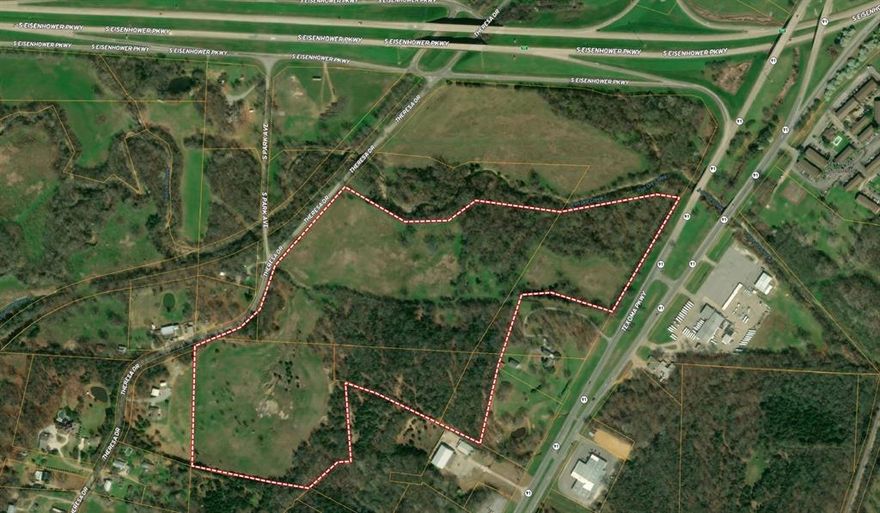 155 construction-ready approved residential lots, with an addtional 25 acres of green space. The property is the gateway to Downtown Denison & 2 miles from Texoma Regional Medical Center. 10 minutes from Eisenhower State Park on Lake Texoma, 20 minutes from Choctaw Casino & Resort-Durant, 15 minutes from newly approved 3,000 Acre PD Preston Harbor & Margaritaville Resort. 
Seller to provide buyer with: Engineering reports, Survey & Topo Survey, Civil Engineering Report including Phase 1 & 2, Waters of the United States Delineation Study, Zoning Approval, GeoTech Report, CLOMR filled with City of Denison, Annexation Approval City of Denison, OPC with Stand Engineering along with January 2024 Land & Project Appraisal.