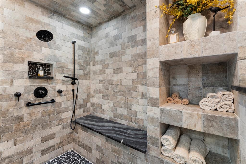 Northaven Place 02 - Residential