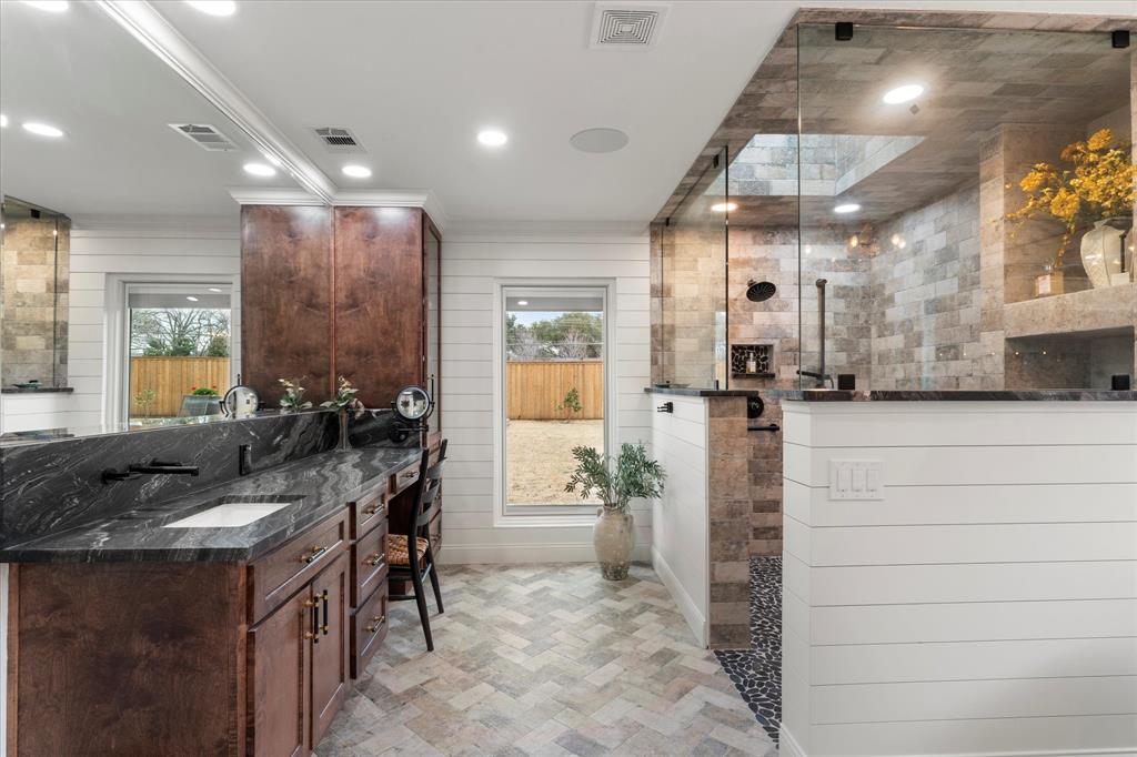 Northaven Place 02 - Residential