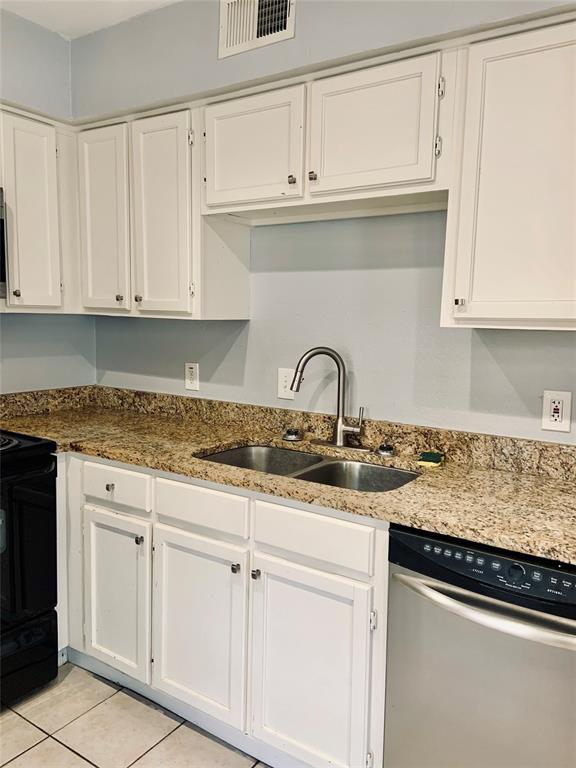 Arlington Oaks Condo - Residential Lease