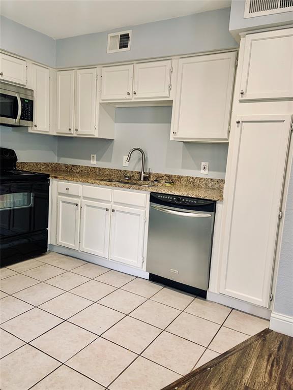 Arlington Oaks Condo - Residential Lease