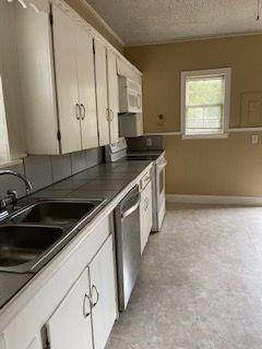 Riverside Drive Add - Residential Lease