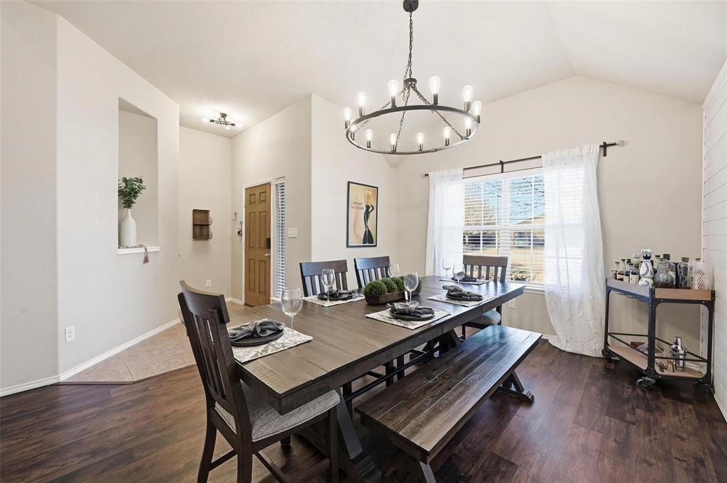 4500 Red Robin Court