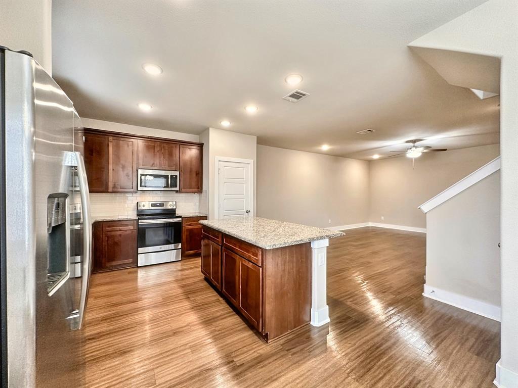 Sanger Circle Ph 3 - Residential Lease