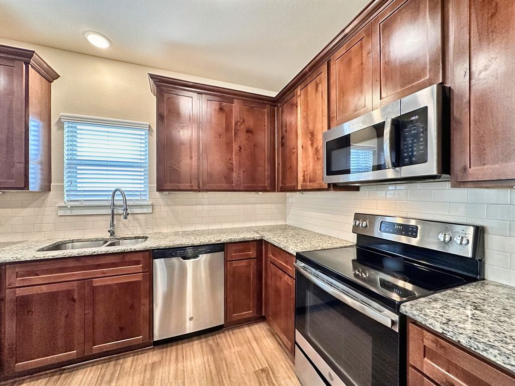 Sanger Circle Ph 3 - Residential Lease