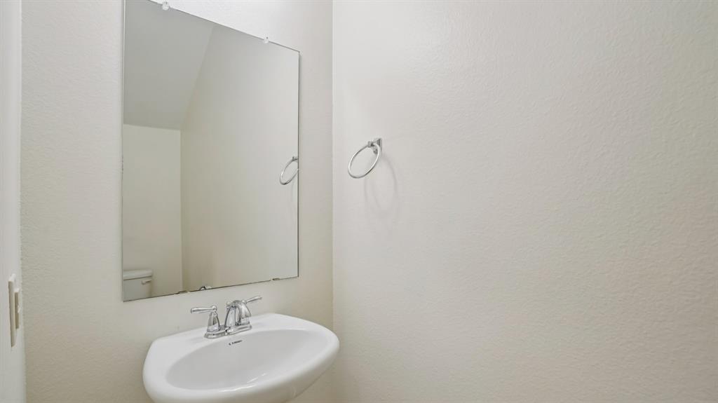 Fossil Creek At Westridge Ph 1 - Residential Lease