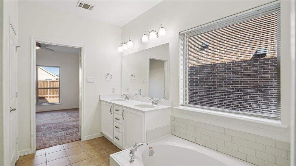 Fossil Creek At Westridge Ph 1 - Residential Lease