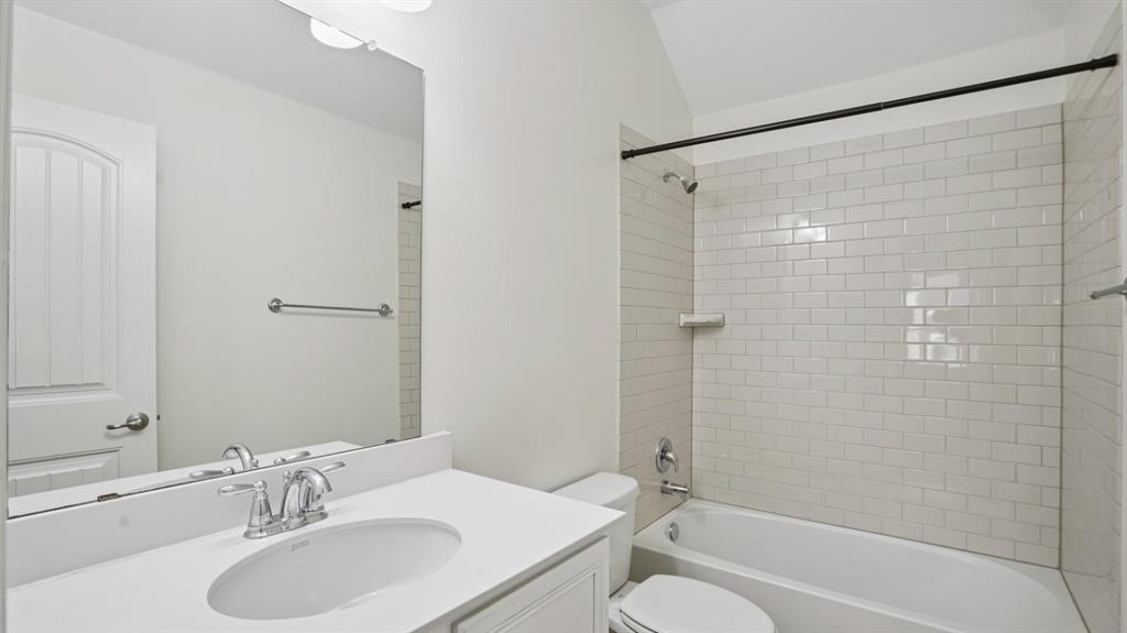 Fossil Creek At Westridge Ph 1 - Residential Lease