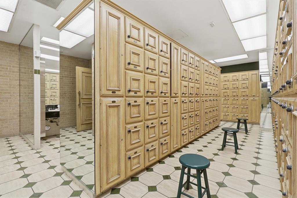 Bonaventure Condo - Residential