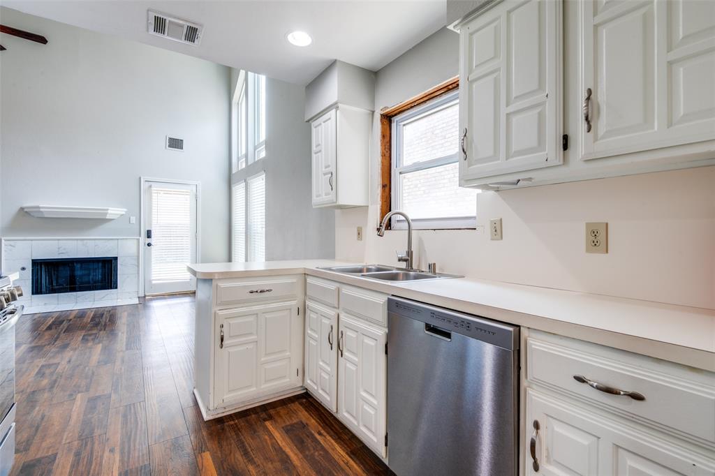 Villas Of Los Rios - Residential Lease