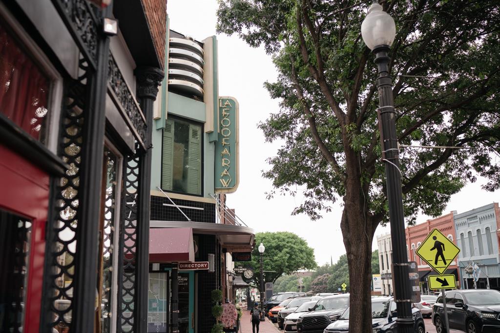 Villas Of Los Rios - Residential Lease