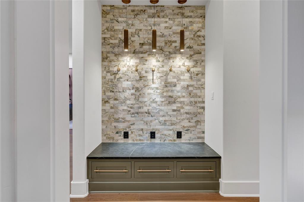 Putteet Hill - Residential