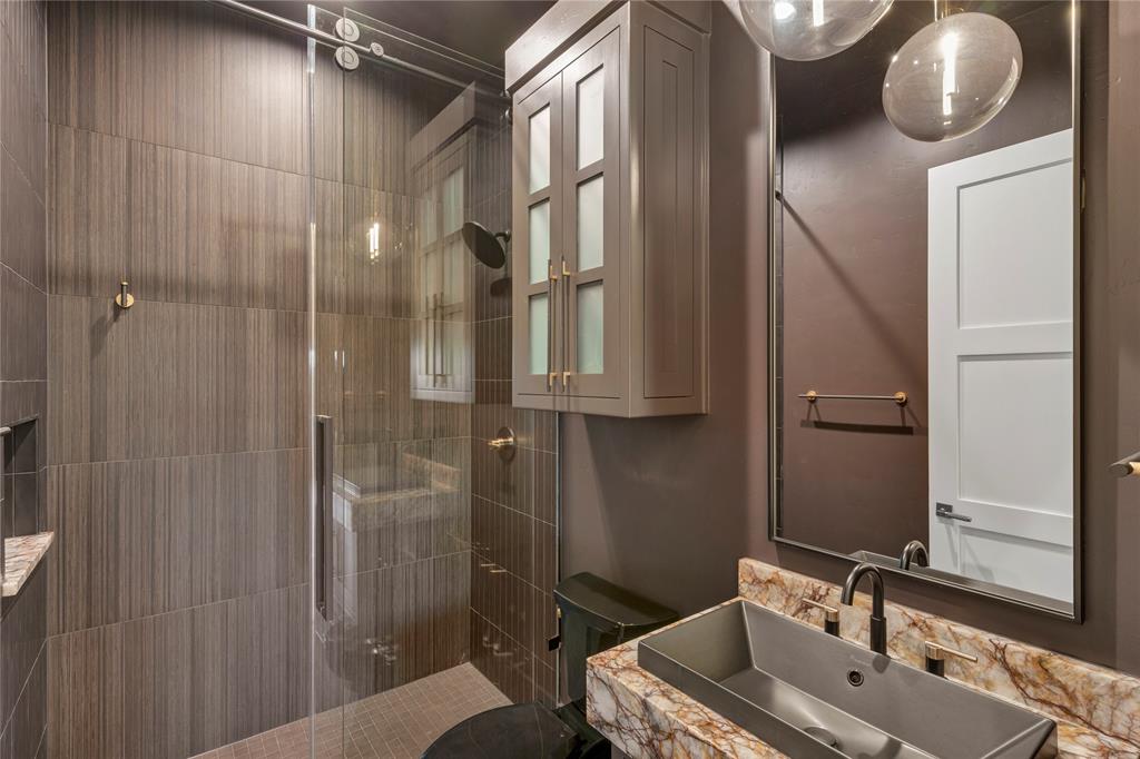 Putteet Hill - Residential