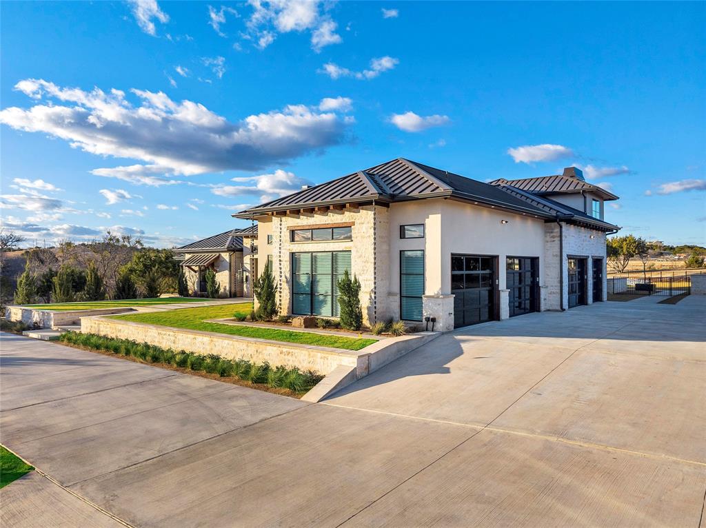 Putteet Hill - Residential