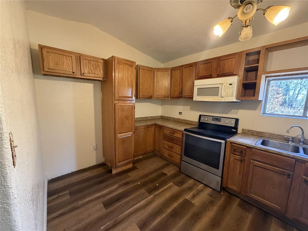 La Vista - Residential