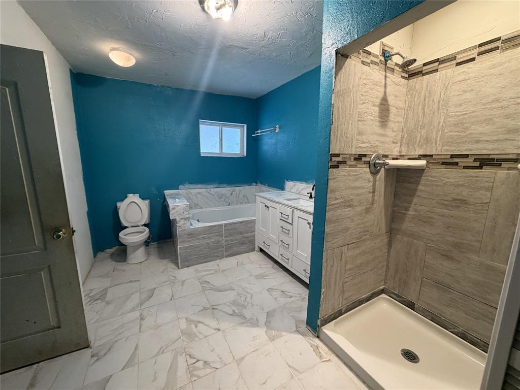 La Vista - Residential