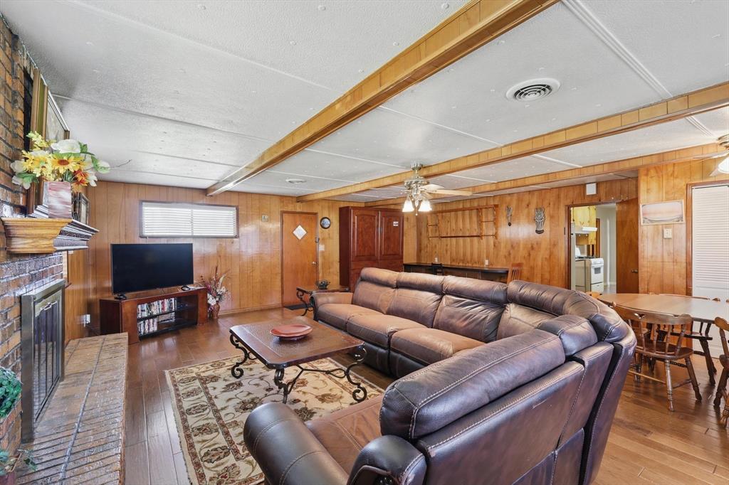 BYAS, J L SURVEY ABSTRACT 180 - Residential