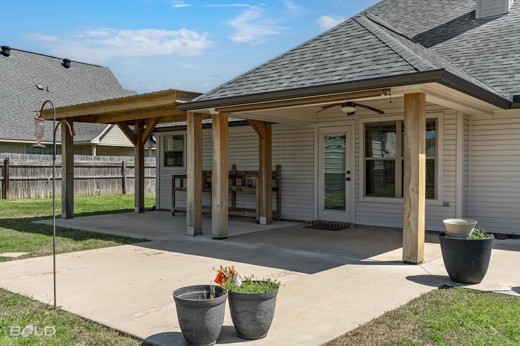 Benton, Louisiana 71006, United States, 3 Bedrooms Bedrooms, ,2 BathroomsBathrooms,Residential,Active,94696