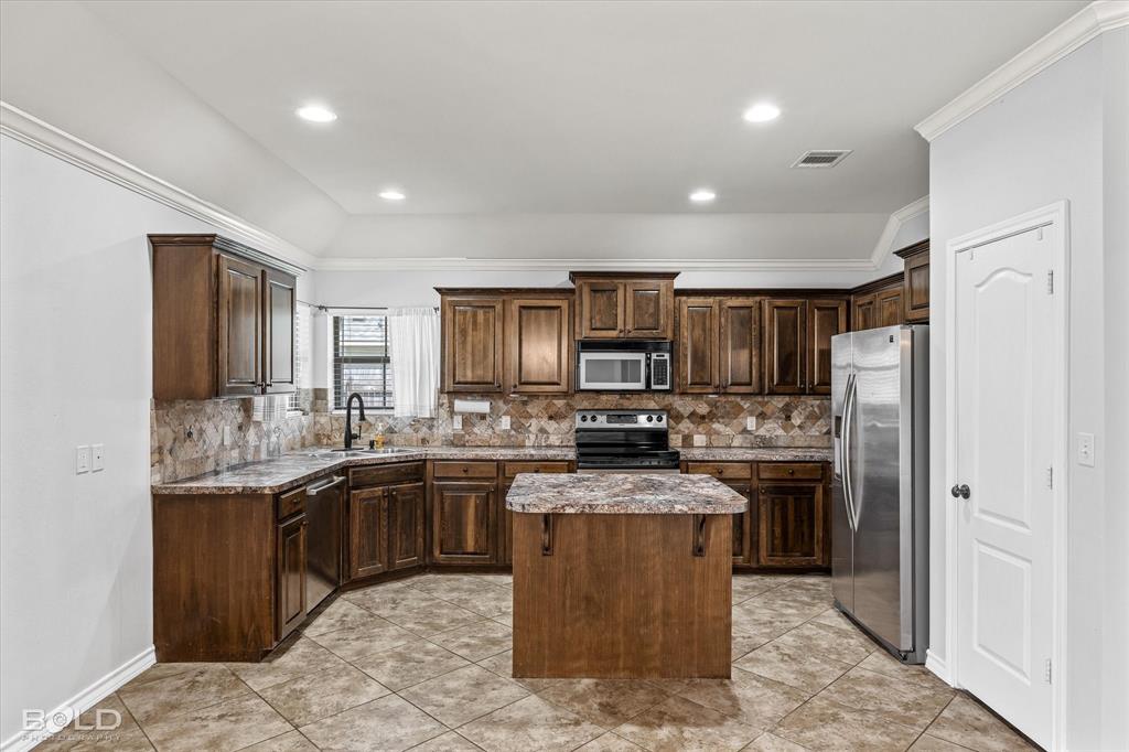 Benton, Louisiana 71006, United States, 3 Bedrooms Bedrooms, ,2 BathroomsBathrooms,Residential,Active,94696