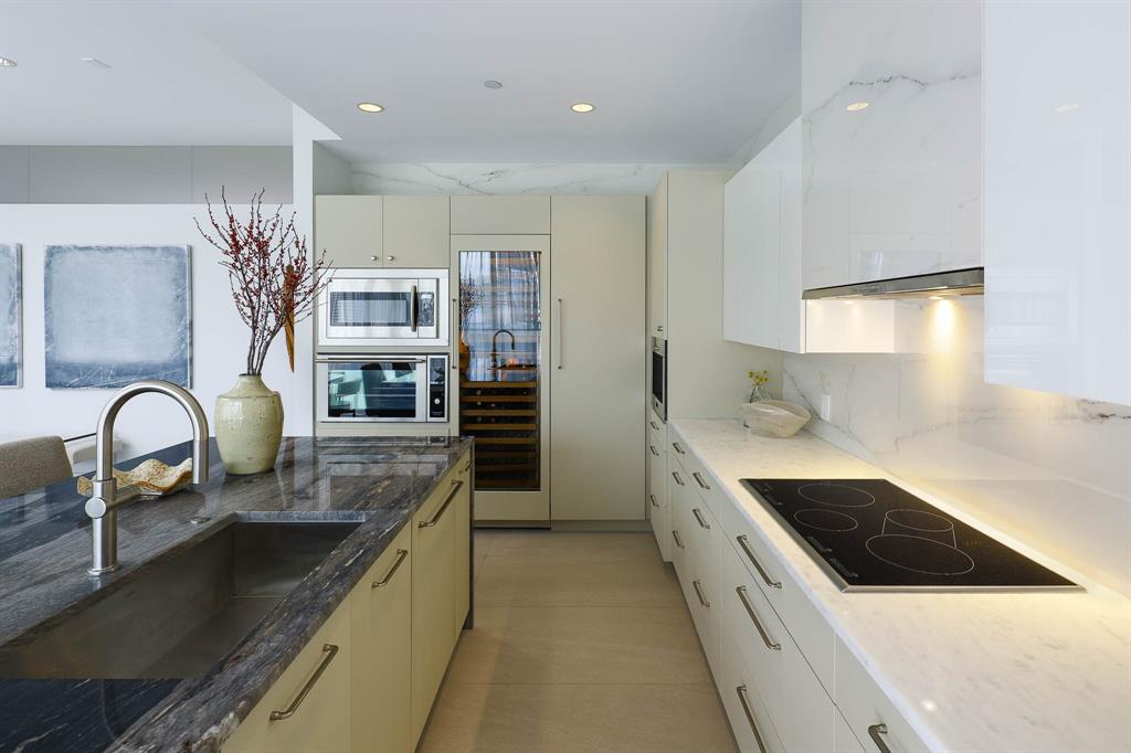South Tower Residence - Residential