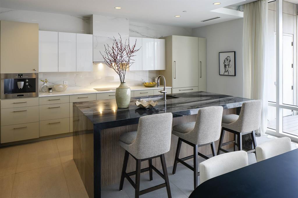 South Tower Residence - Residential