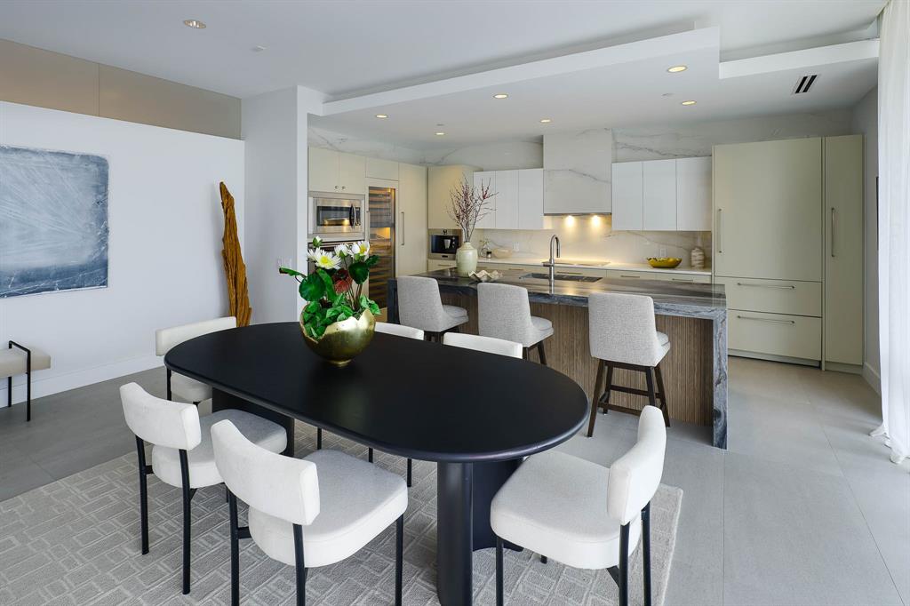 South Tower Residence - Residential