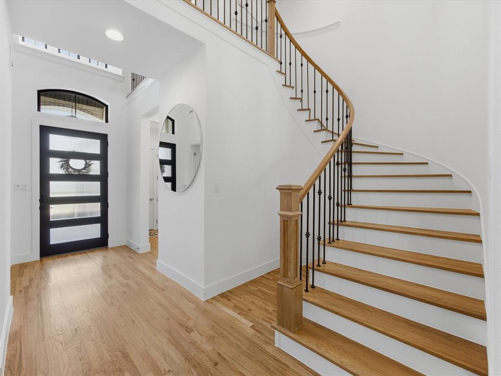 2216 Winding Creek Circle