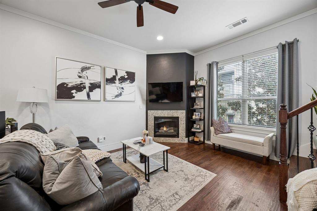 Alta Vista West Twnhms Condos - Residential