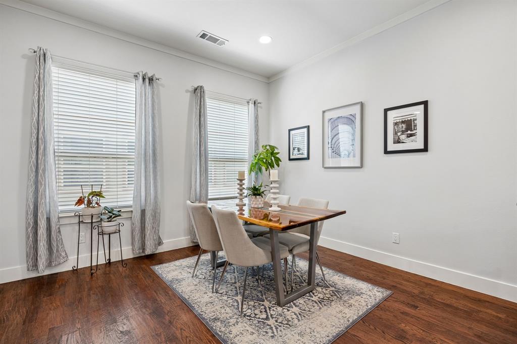 Alta Vista West Twnhms Condos - Residential