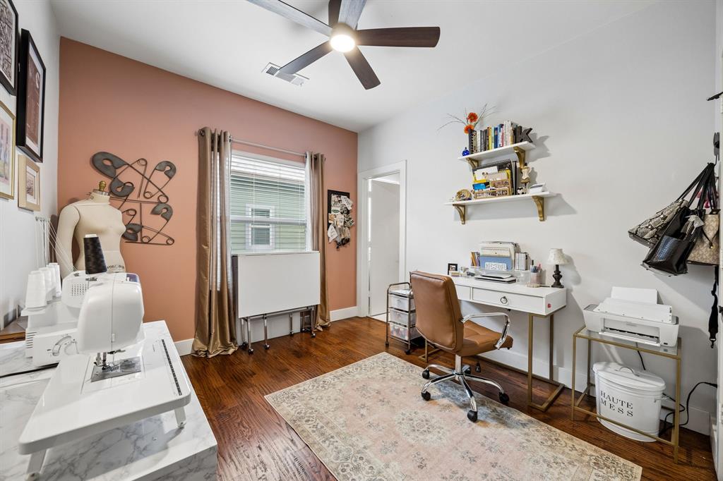 Alta Vista West Twnhms Condos - Residential