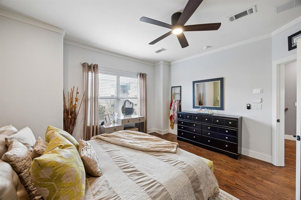 Alta Vista West Twnhms Condos - Residential