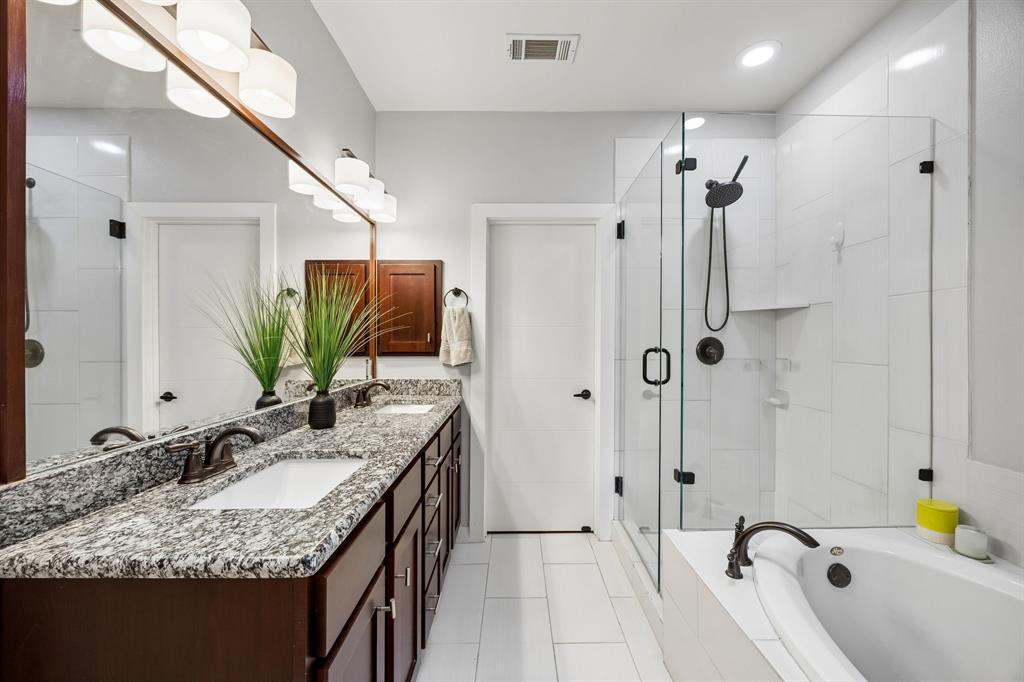 Alta Vista West Twnhms Condos - Residential