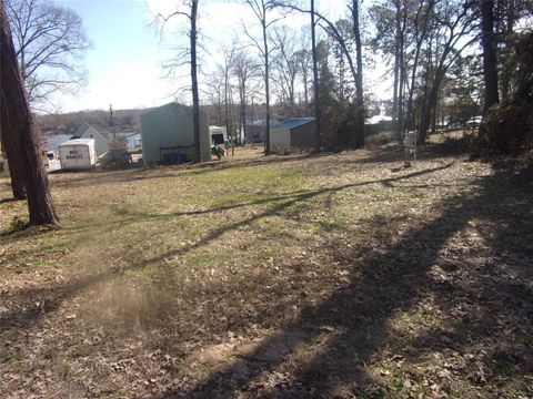 272 E Walnut Trail Murchison TX 75778