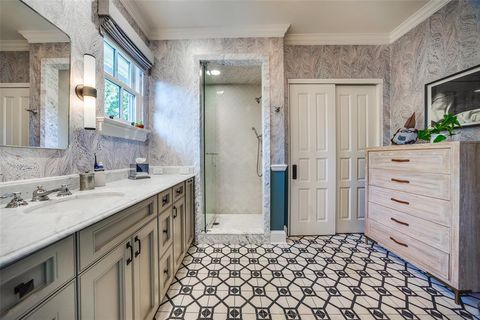 Tiny photo for 4211 Lakeside Drive, Highland Park, TX 75219 (MLS # 21165709)