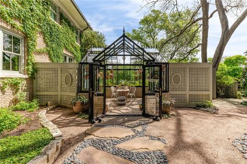 Tiny photo for 4211 Lakeside Drive, Highland Park, TX 75219 (MLS # 21165709)