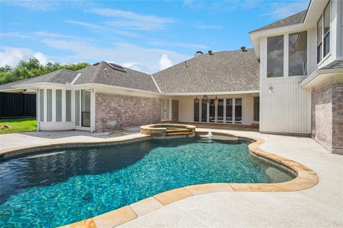 Tiny photo for 7605 Queens Garden Drive, Dallas, TX 75248 (MLS # 20977416)