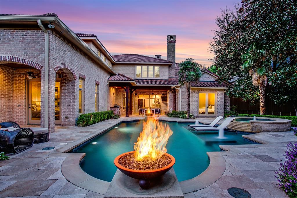 Huffhines Hill - Residential