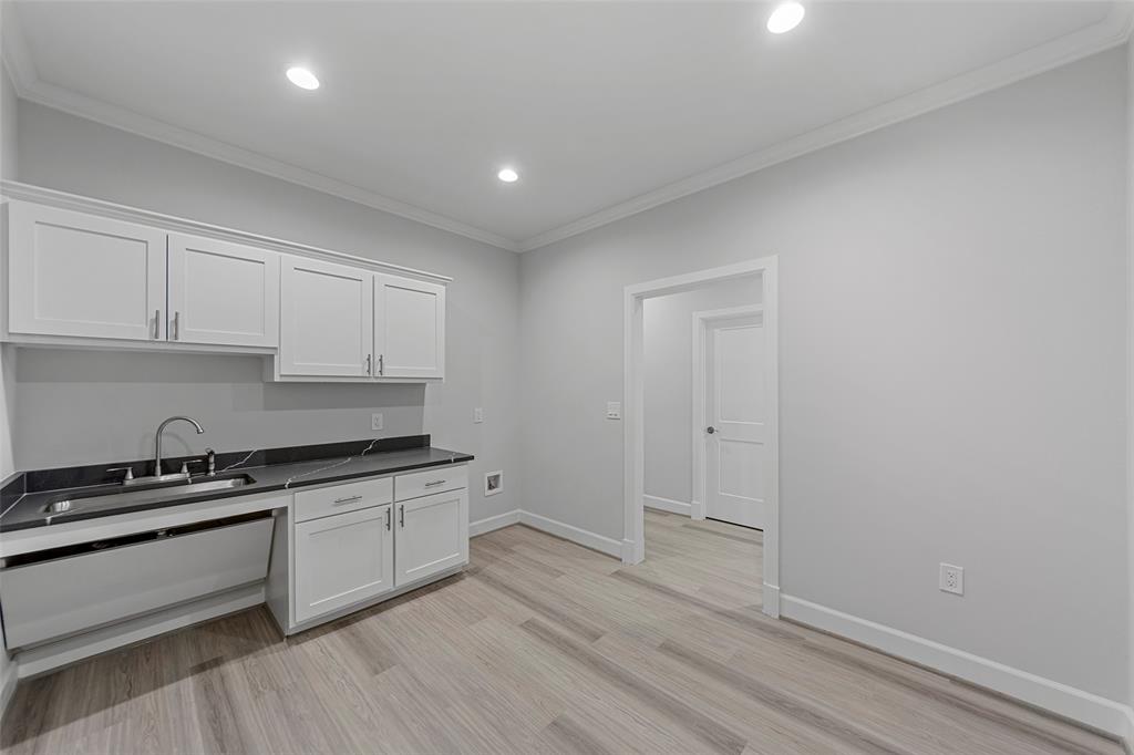 Preston Office Park - Commercial Lease