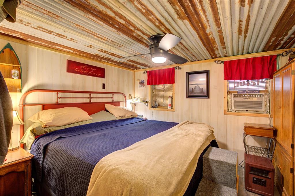 Sun Eagle Bay - Residential