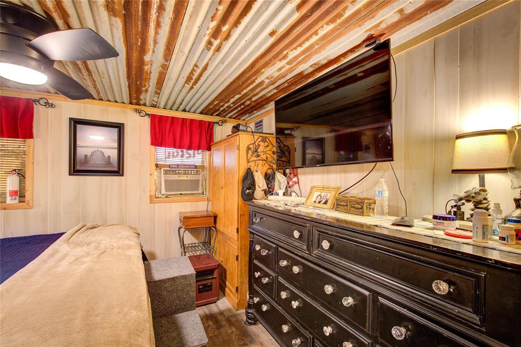 Sun Eagle Bay - Residential