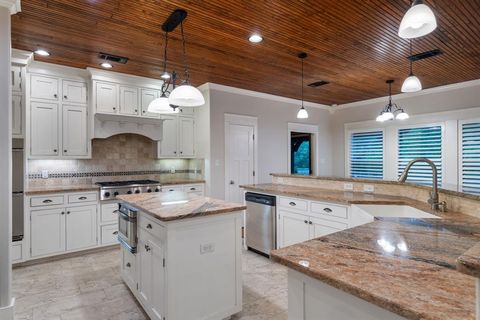 Tiny photo for 119 College Street, Farmersville, TX 75442 (MLS # 21193782)